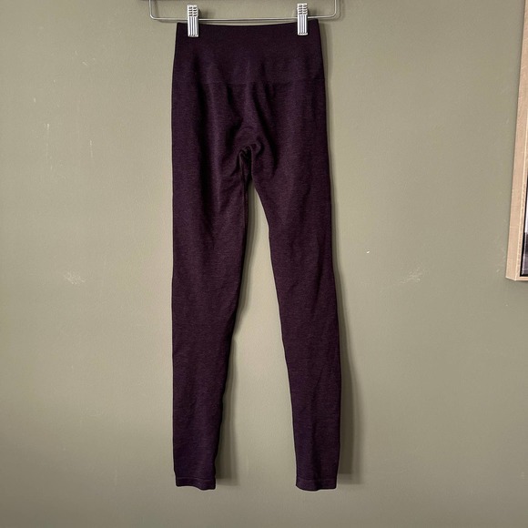 Alphalete Amplify Leggings XS Black Cherry - Picture 2 of 6